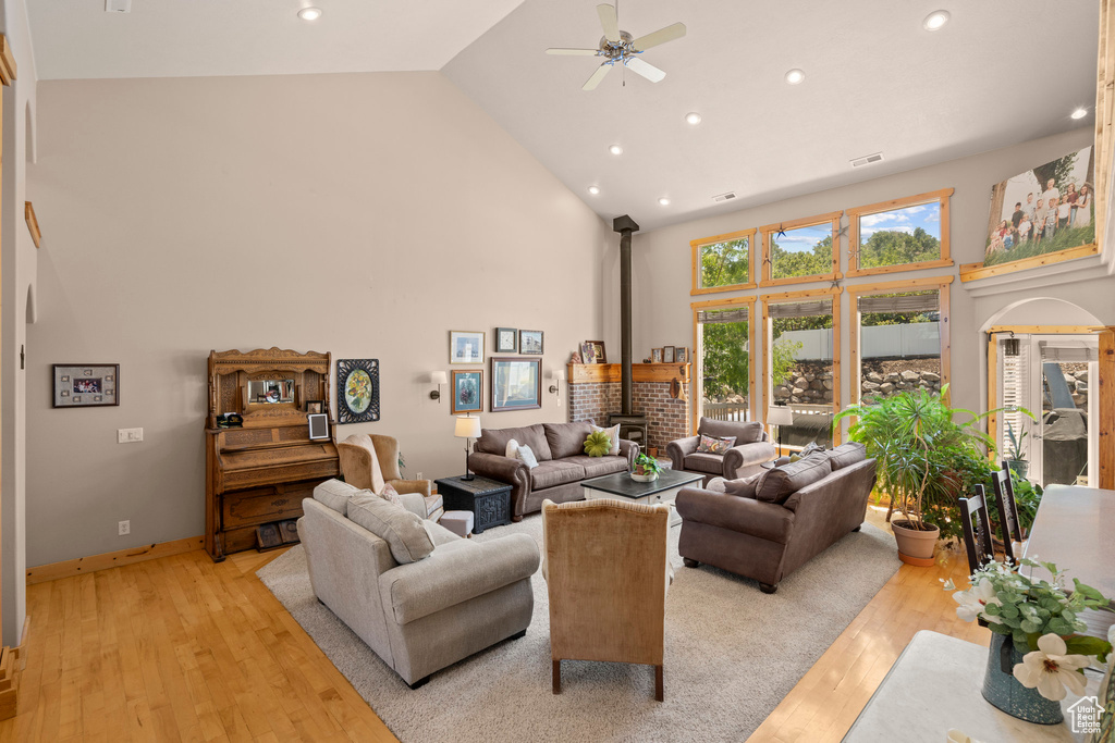 135 W COVE DR Elk Ridge, UT 84651
