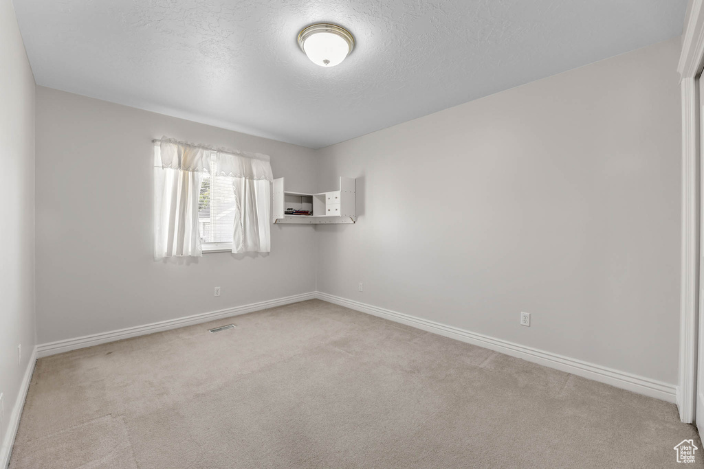 Photo 25 for MLS #2098353 at 2474 N Dorchester Ave
