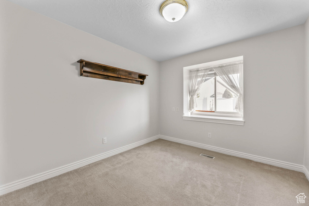 Photo 22 for MLS #2098353 at 2474 N Dorchester Ave
