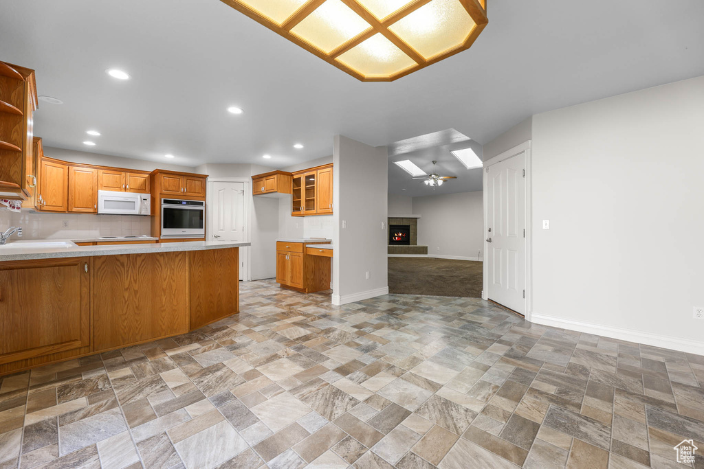 Photo 7 for MLS #2098353 at 2474 N Dorchester Ave