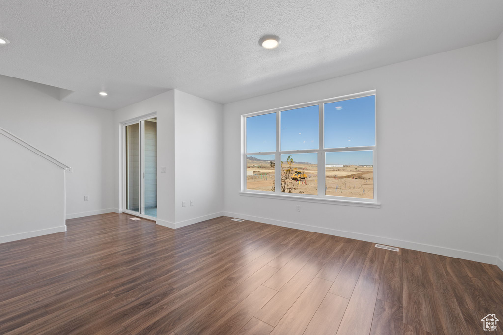 Photo 12 for MLS #2098360 at 6807 W Pine Trail Ln #304