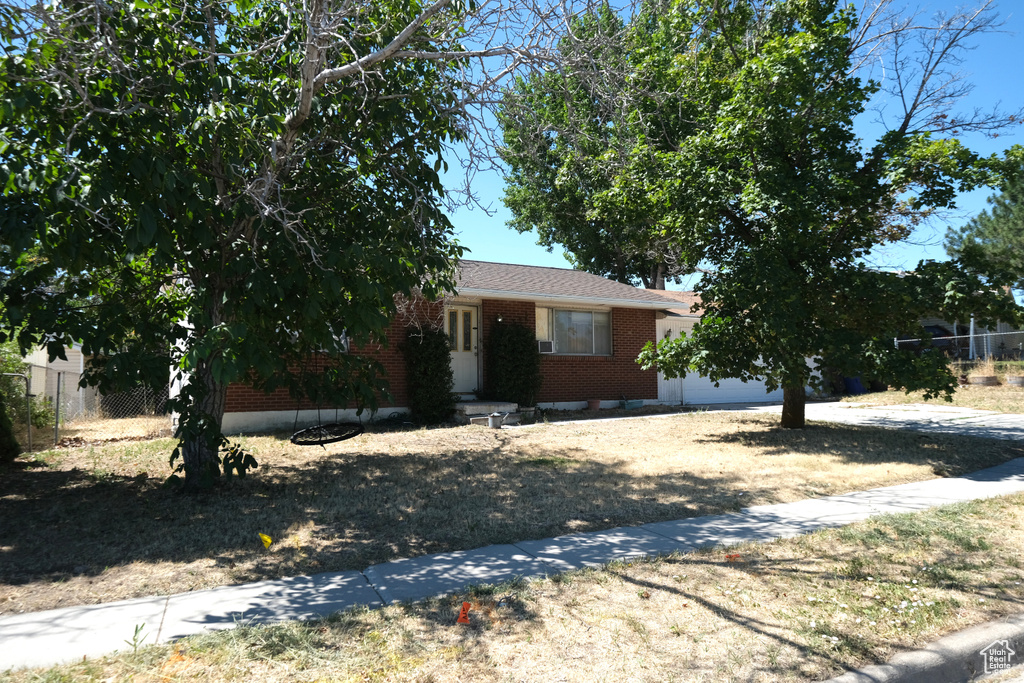 4217 W TWILIGHT DR Salt Lake City, UT 84118