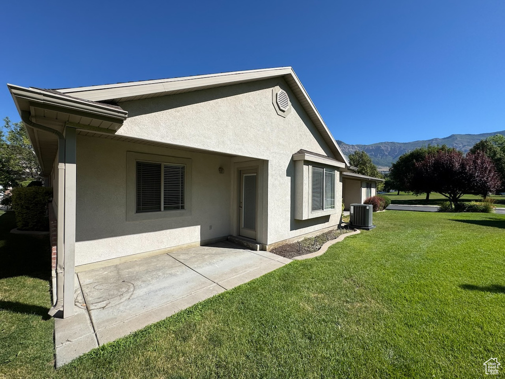 94 HILLSBOROUGH DR Pleasant View, UT 84414