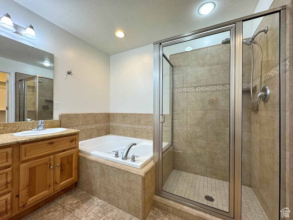 94 HILLSBOROUGH DR Pleasant View, UT 84414