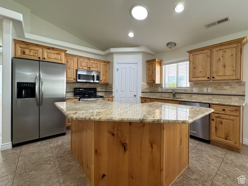 94 HILLSBOROUGH DR Pleasant View, UT 84414