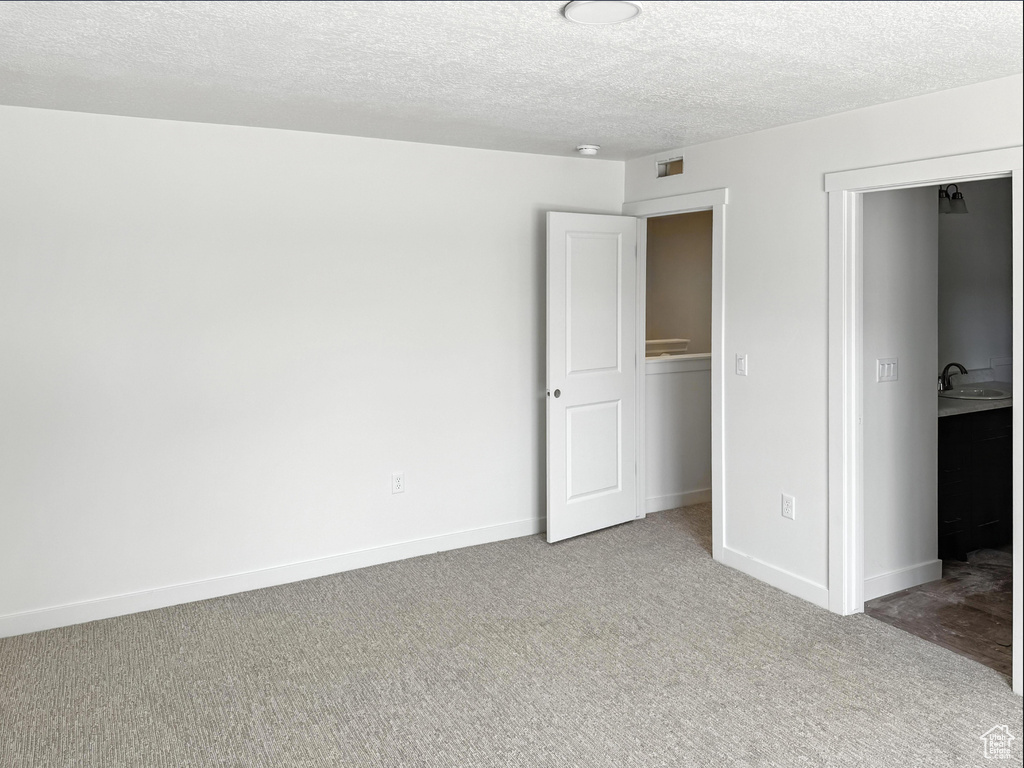 8239 W JOSHUA TREE LN Magna, UT 84044