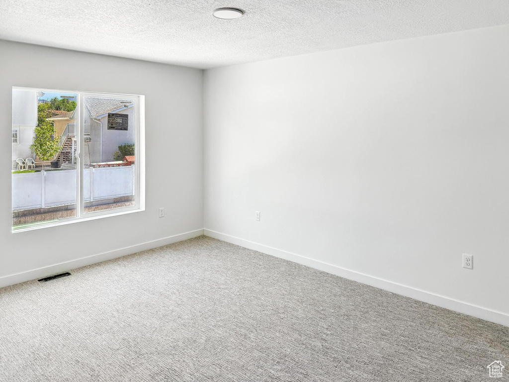 8239 W JOSHUA TREE LN Magna, UT 84044