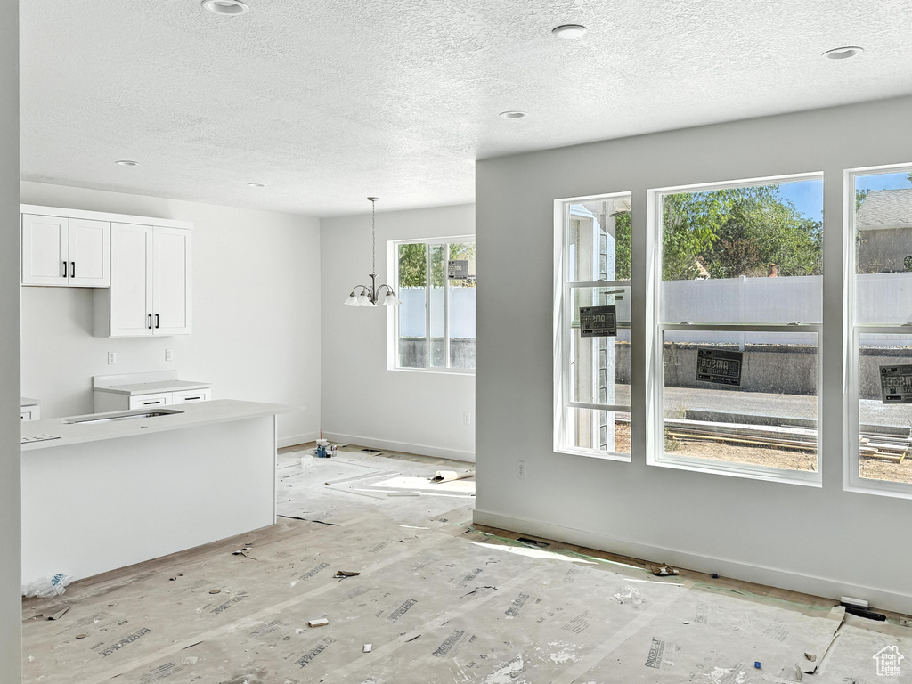 8239 W JOSHUA TREE LN Magna, UT 84044