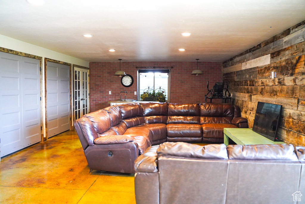 14320 N 5855 E Chester, UT 84623