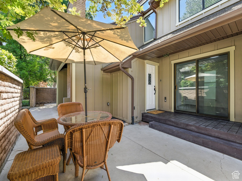 View of patio / terrace featuring outdoor dining space