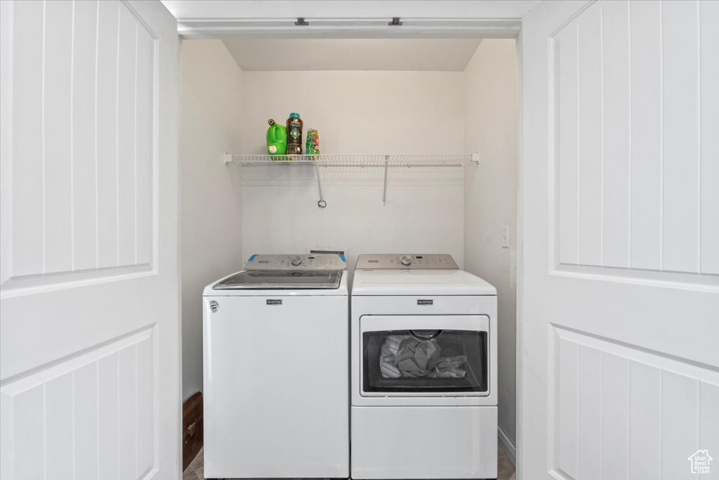 Laundry area with independent washer and dryer