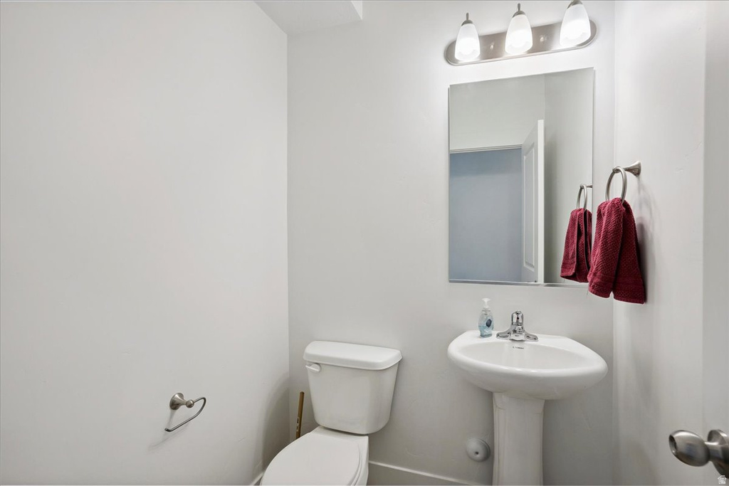 3270 N 3325 W #386B Plain City, UT 84404