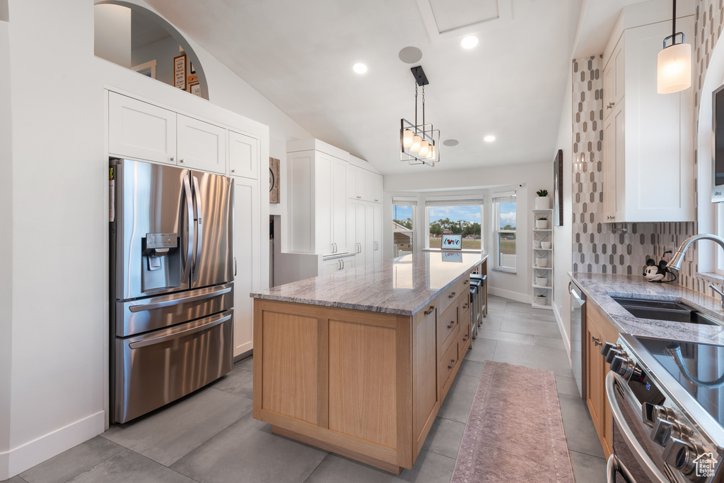 4086 W WIND RIVER DR West Jordan, UT 84088