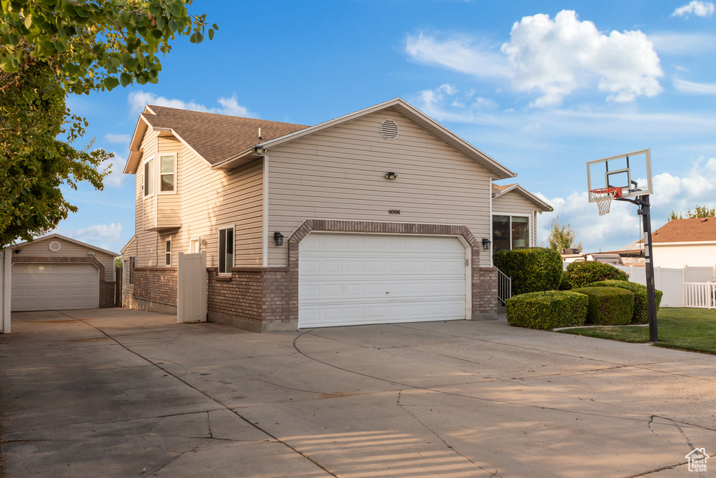 4086 W WIND RIVER DR West Jordan, UT 84088