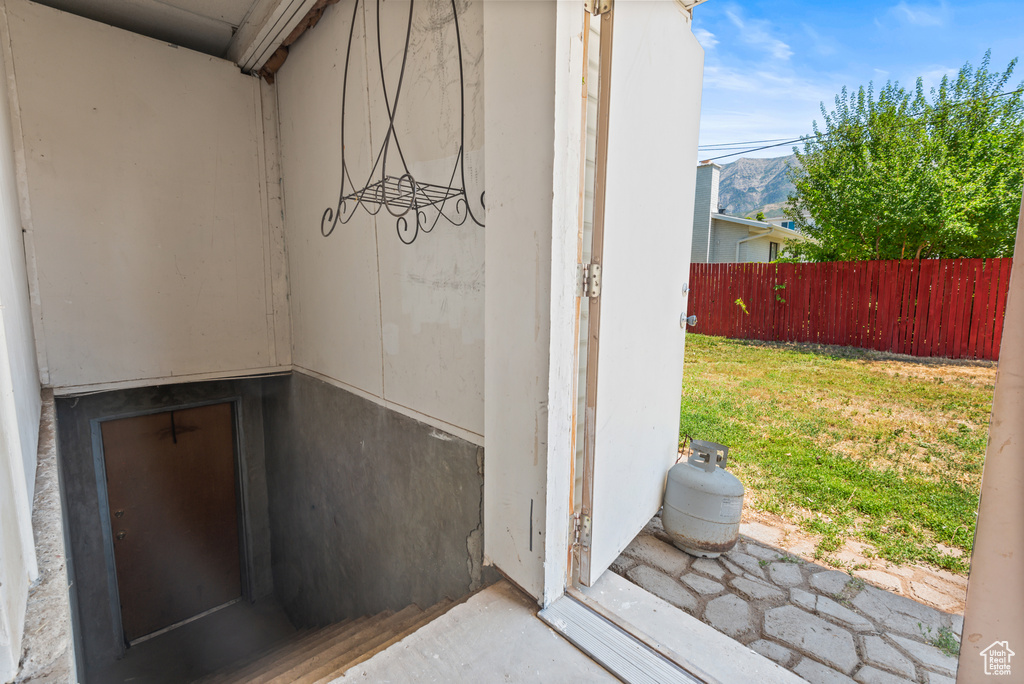 Doorway to property featuring a mountain view