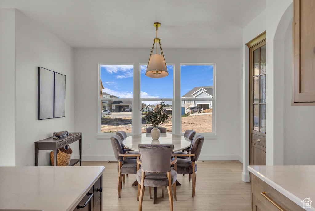3728 W CHALGROVE RD Taylor, UT 84401