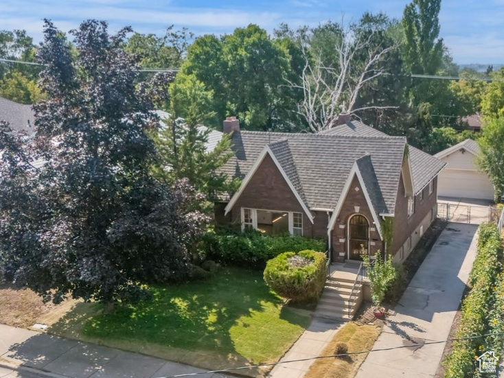 Photo 2 for MLS #2098416 at 2737 S Harrison Blvd