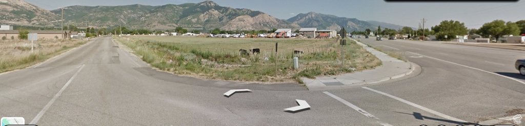 2458 N HIGHWAY 89 Harrisville, UT 84404