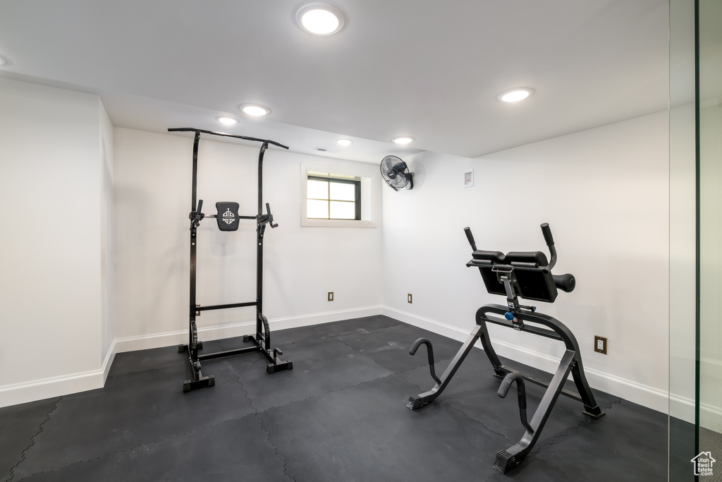 4605 S LEDGEMONT DR Salt Lake City, UT 84124