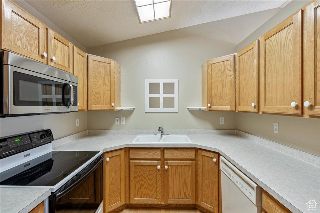 1218 W 1420 N Orem, UT 84057