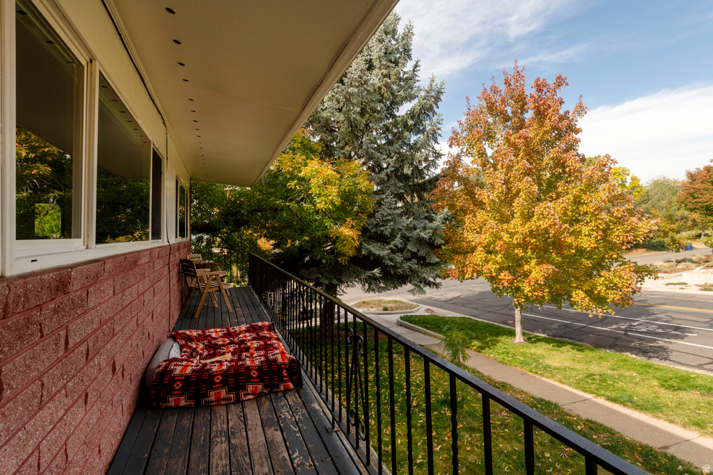 906 E THIRD AVE Salt Lake City, UT 84103