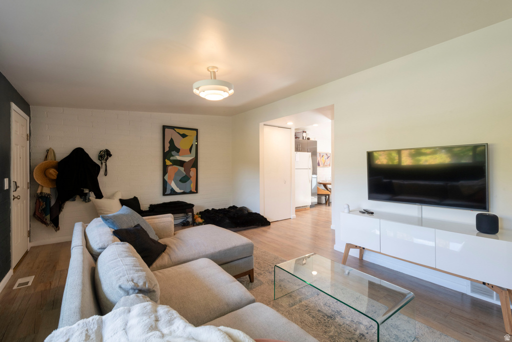 906 E THIRD AVE Salt Lake City, UT 84103