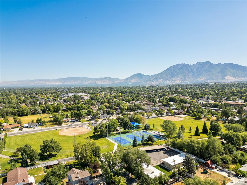 458 E 8800 S Sandy, UT 84070