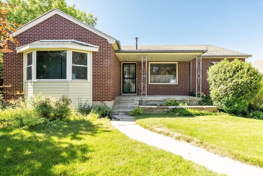 458 E 8800 S Sandy, UT 84070