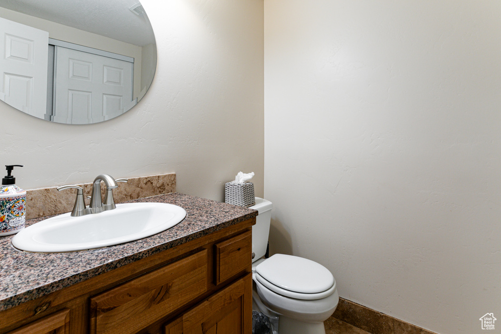 2148 E PINECREST LN Sandy, UT 84092