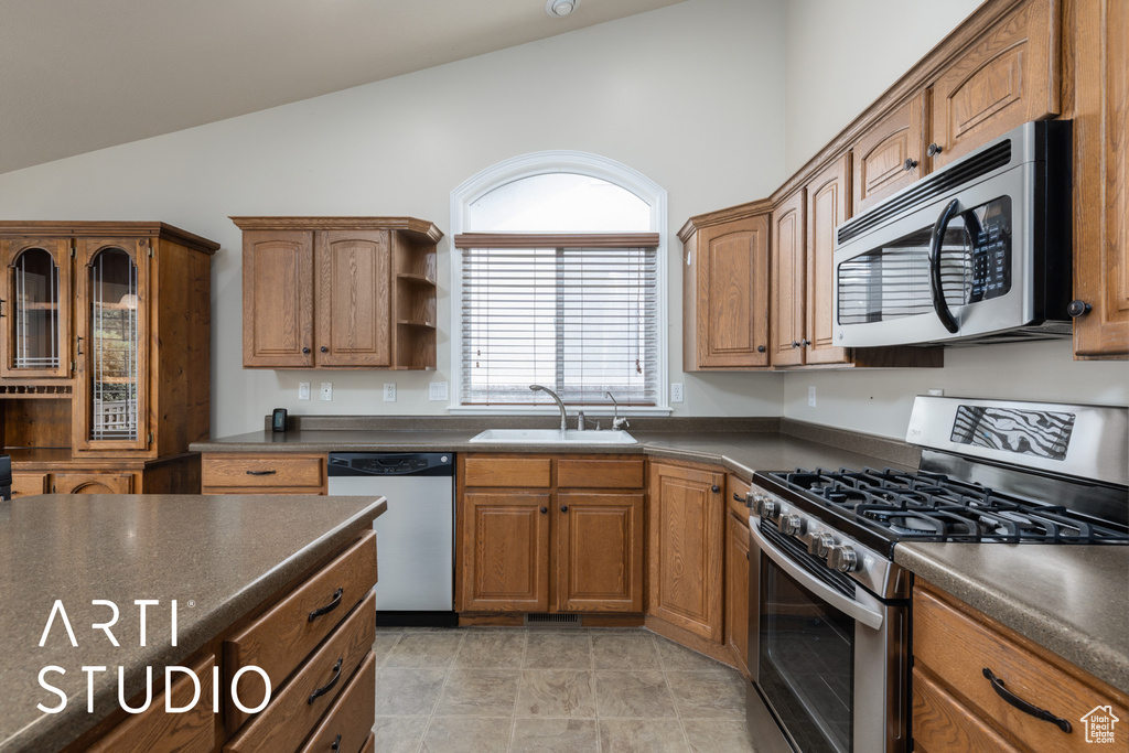 2205 N 600 E North Ogden, UT 84414