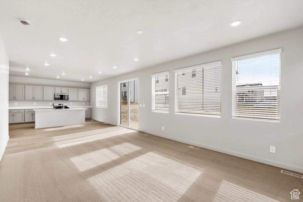 Photo 10 for MLS #2098450 at 113 W High Cheddar #0235