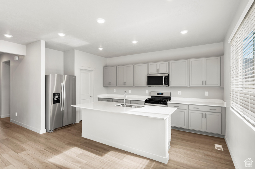 Photo 17 for MLS #2098450 at 113 W High Cheddar #0235
