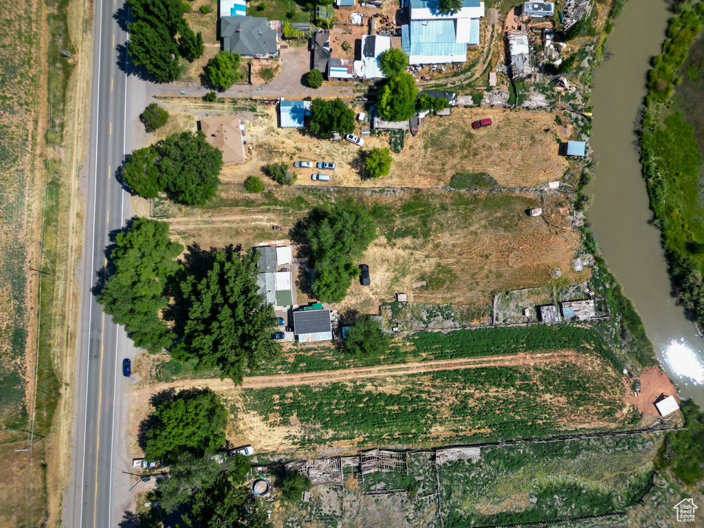 Aerial overview of property\\\\\\\'s location