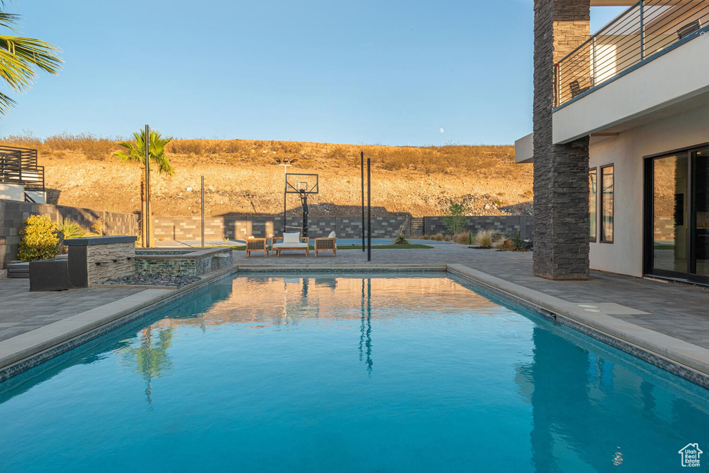 Photo 53 for MLS #2098464 at 1952 W Cedar Breaks Dr