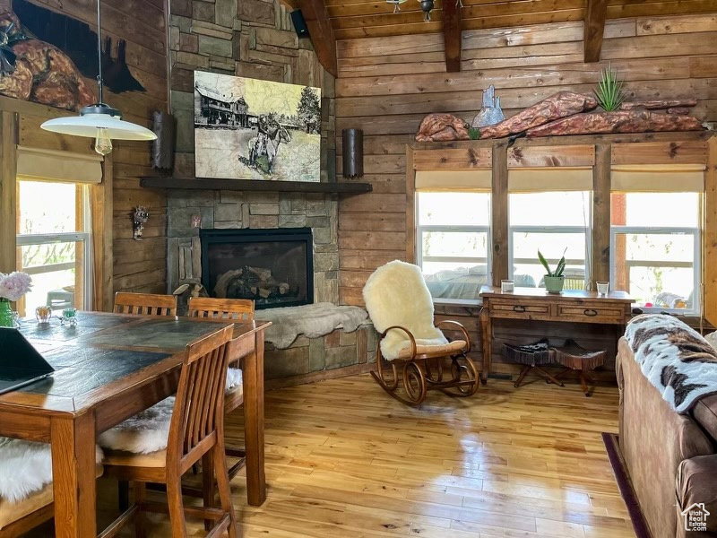16 N PORCUPINE LN La Sal, UT 84530