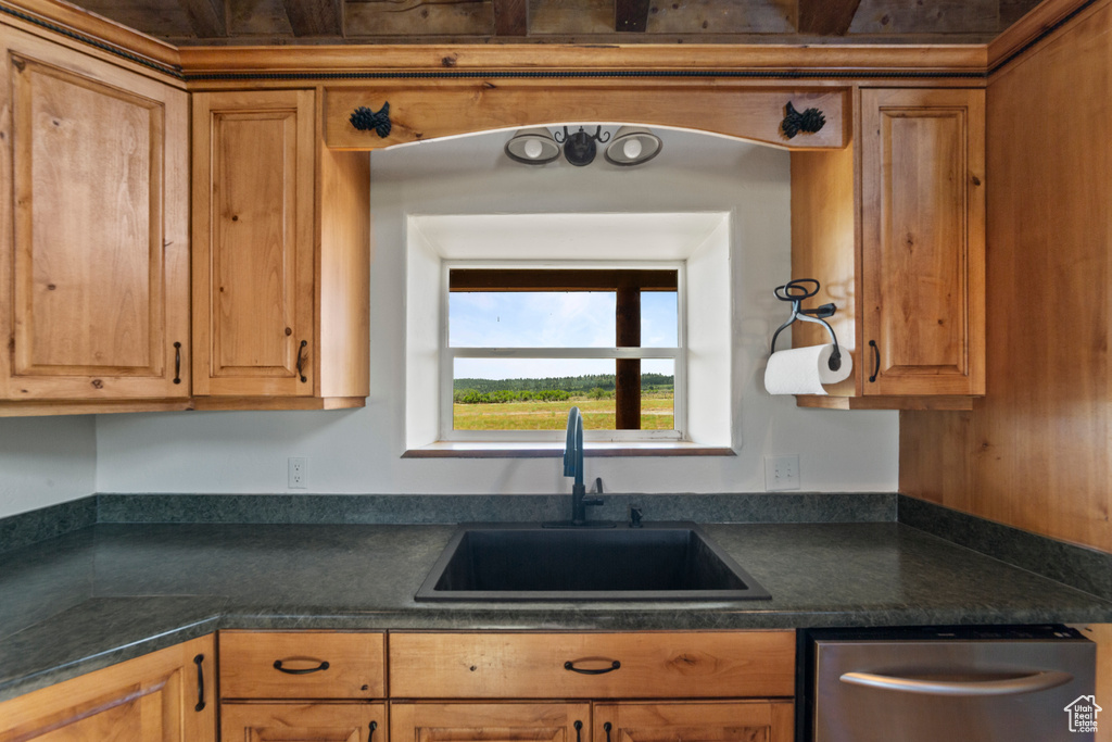 16 N PORCUPINE LN La Sal, UT 84530