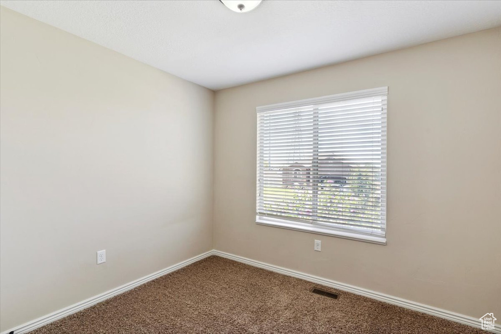 5464 S 3200 W Roy, UT 84067