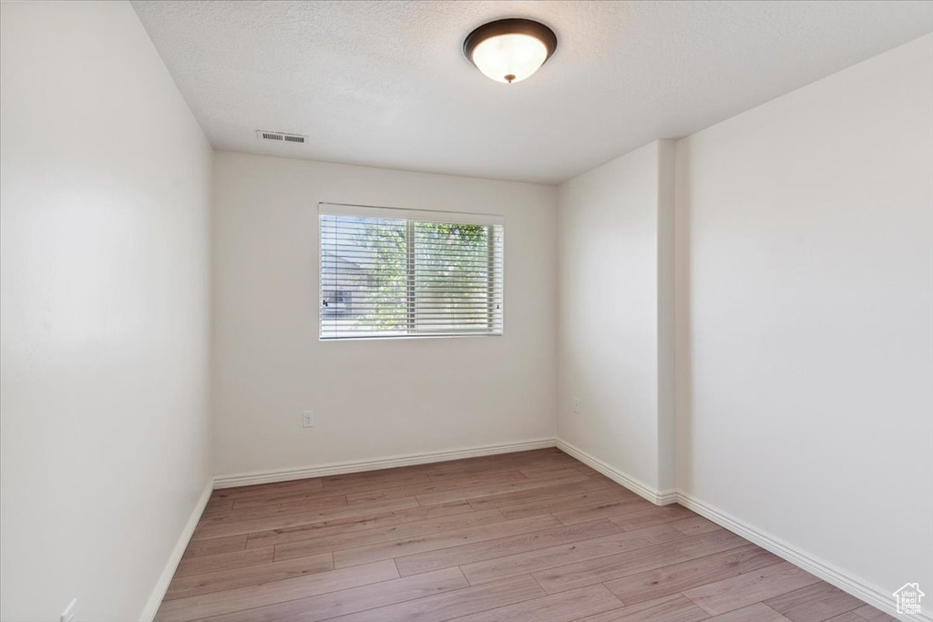 5464 S 3200 W Roy, UT 84067