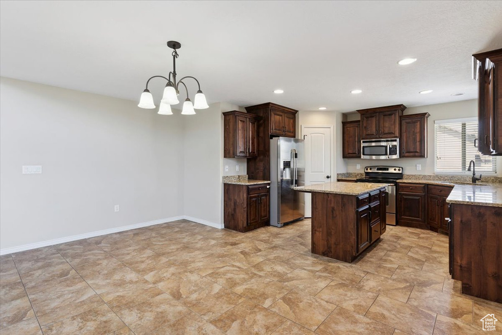 5464 S 3200 W Roy, UT 84067