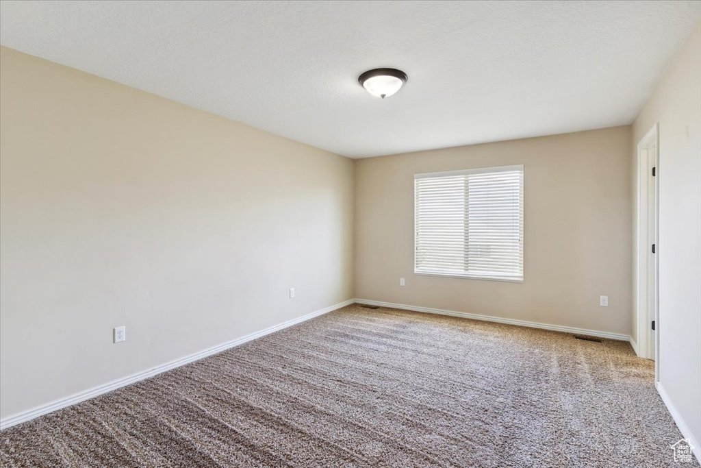 5464 S 3200 W Roy, UT 84067