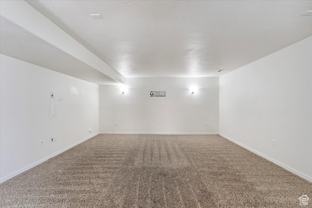 5464 S 3200 W Roy, UT 84067