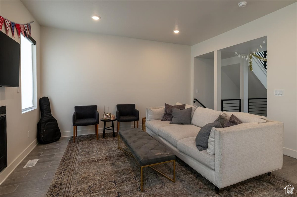 2049 N HARVEST VILLAGE LN Saratoga Springs, UT 84045