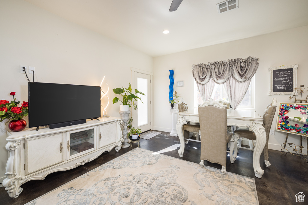 Office with healthy amount of natural light, a ceiling fan, and recessed lighting