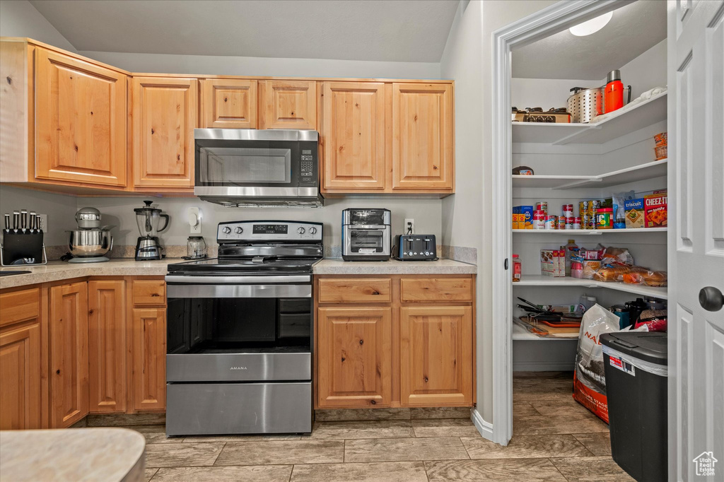 2371 N 1110 W Clinton, UT 84015