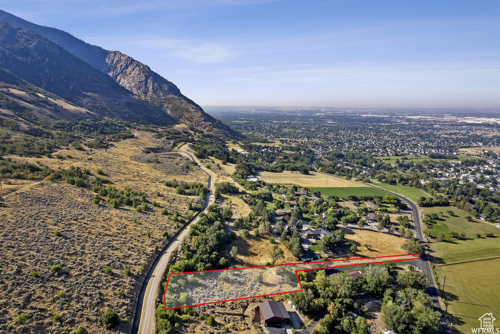 1998 E MOUNTAIN RD North Ogden, UT 84404
