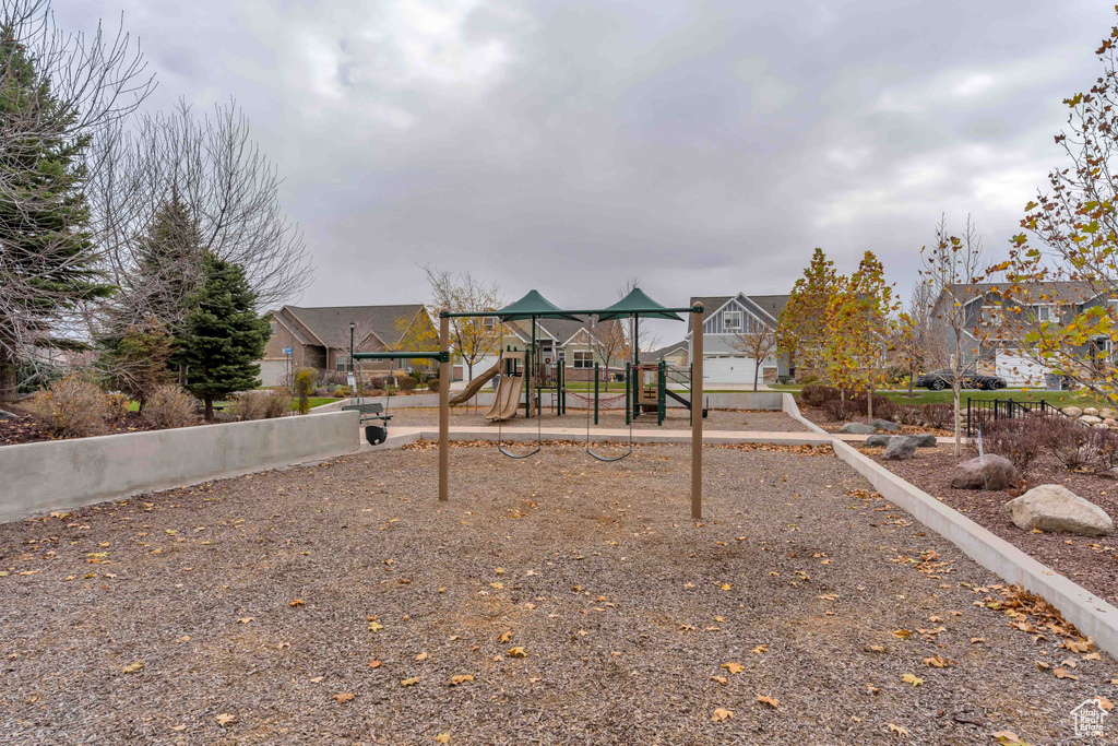 10343 S WOLF MOON PL South Jordan, UT 84095