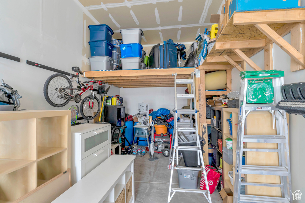 10343 S WOLF MOON PL South Jordan, UT 84095