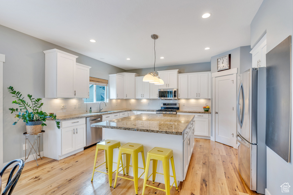 10343 S WOLF MOON PL South Jordan, UT 84095