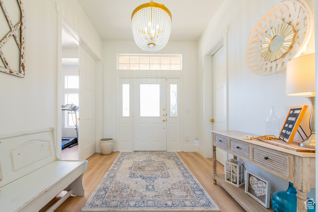 Photo 2 for MLS #2098514 at 1546 E 1850 South