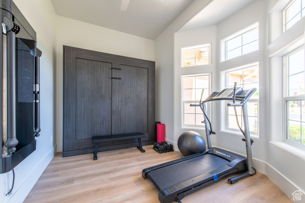 Photo 3 for MLS #2098514 at 1546 E 1850 South